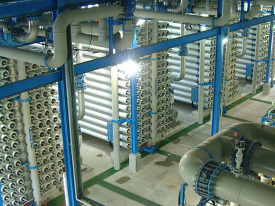Global Mega-scale Seawater Desalination Projects