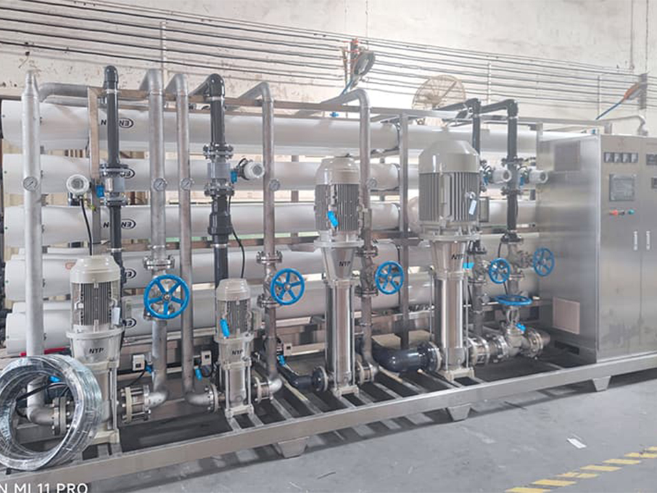 Industrial Reverse Osmosis Machines